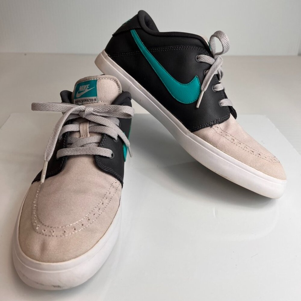 Nike Men Shoe 10 Suketo Canvas Retro Swoosh Low Lace Up Sneaker Run Gym Core Go